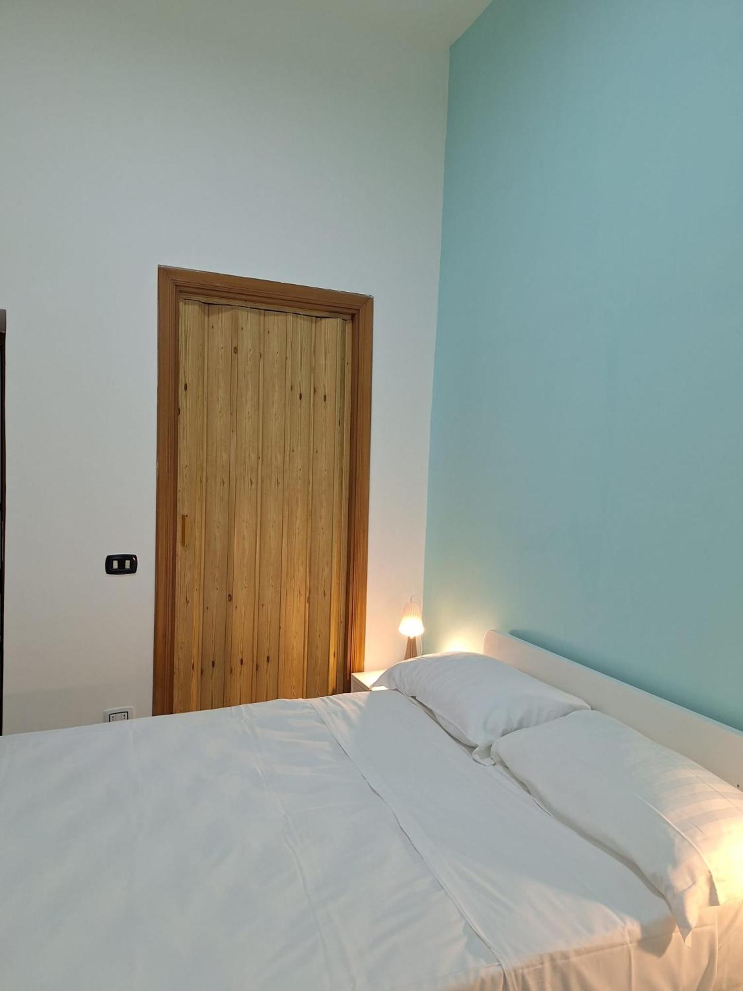 Hotel Cisterna'S House Neapol Pokoj fotografie