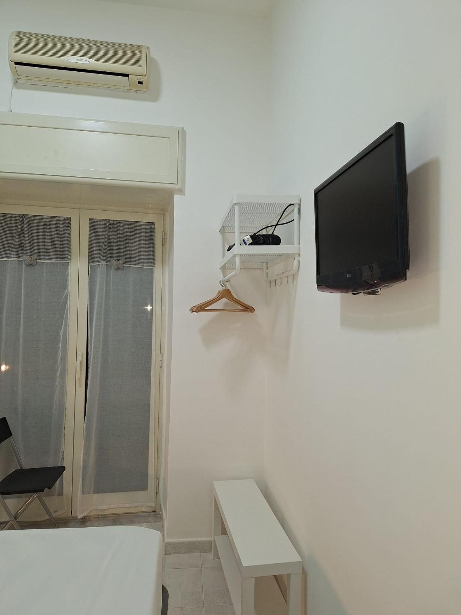 Hotel Cisterna'S House Neapol Pokoj fotografie